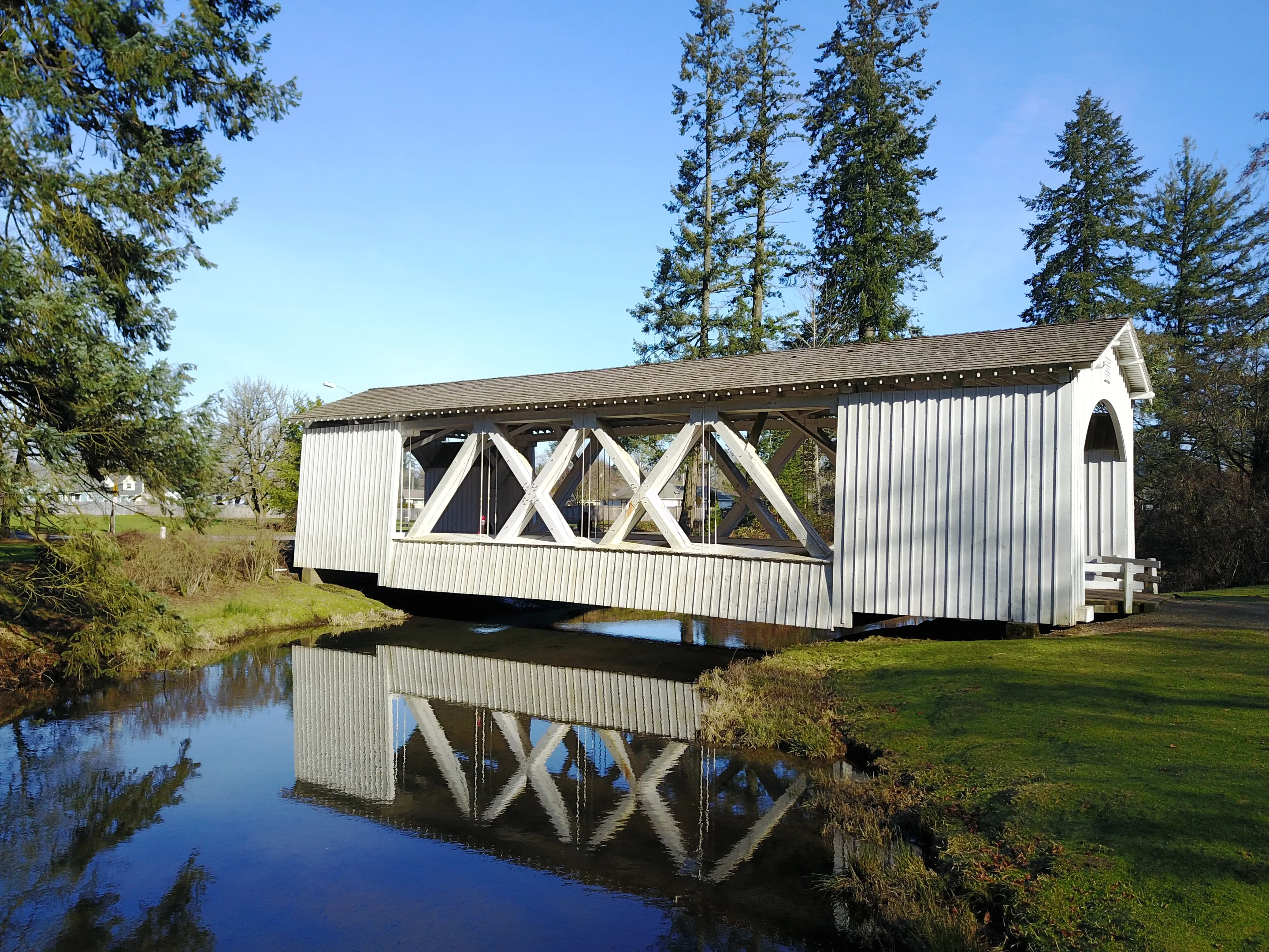 Stayton-Jordan Bridge — aerial view
