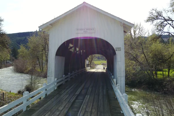 Harris Bridge — aerial view