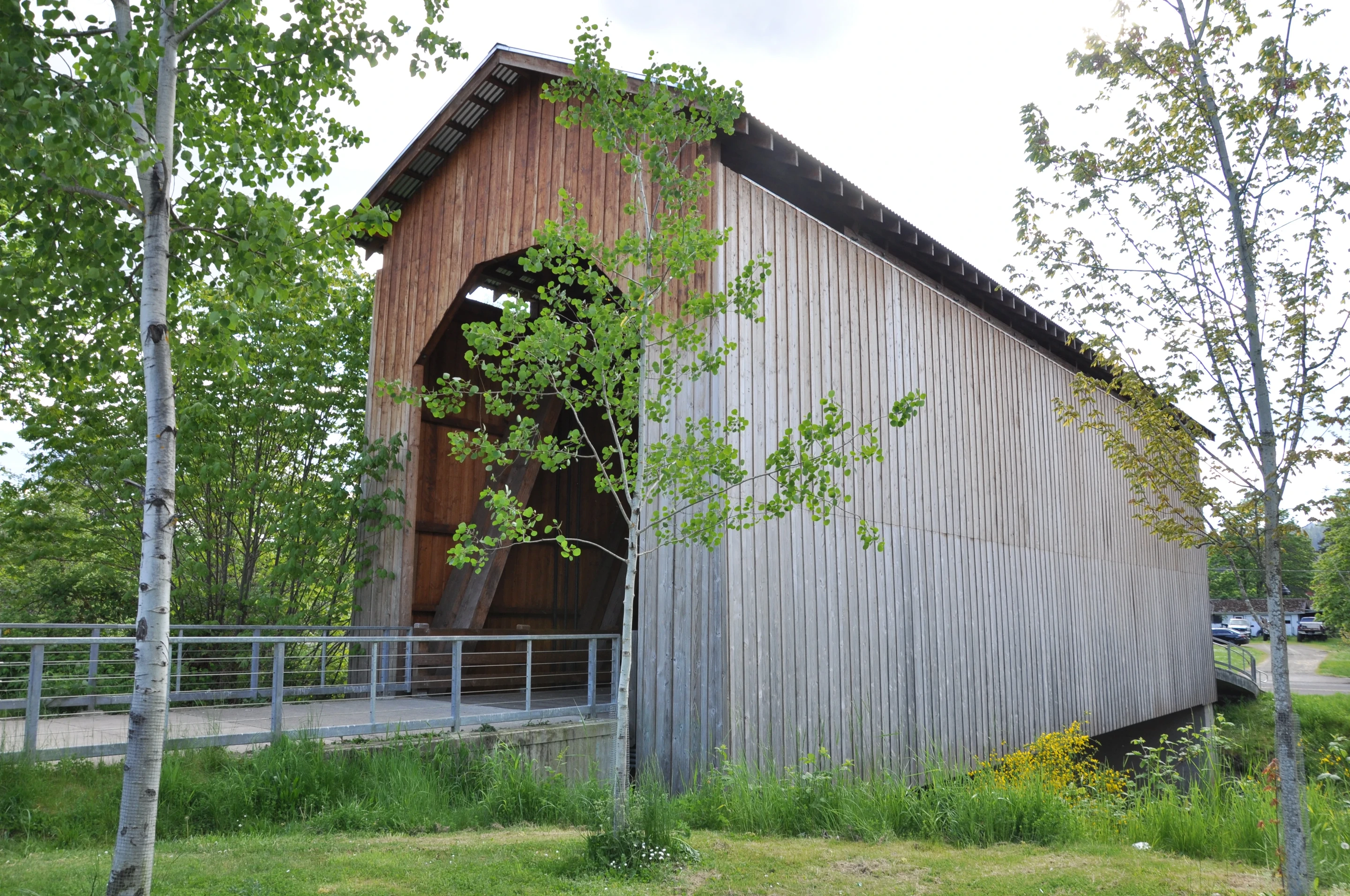 Chambers Bridge — portal entrance