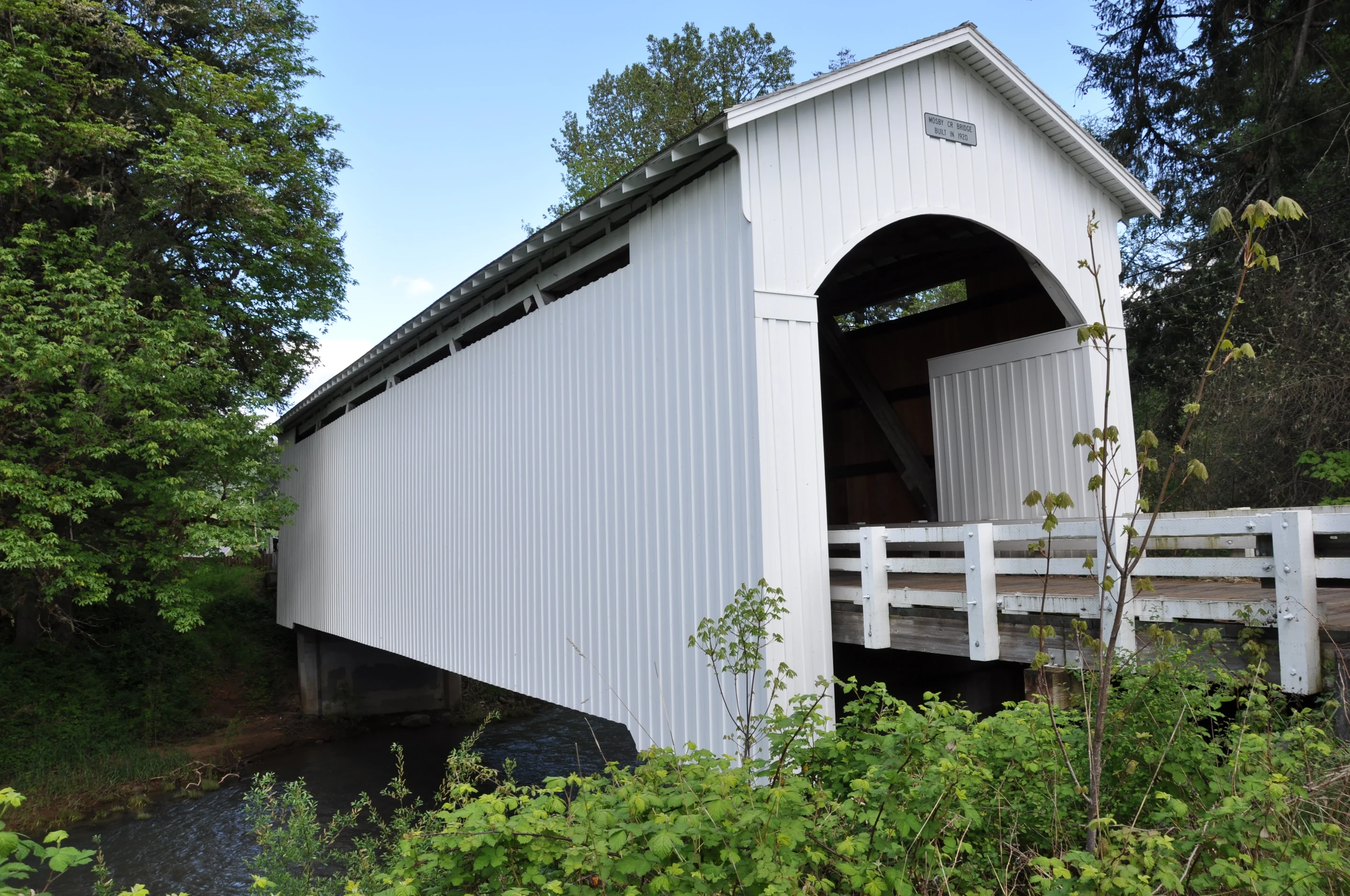 Mosby Creek Bridge — side elevation