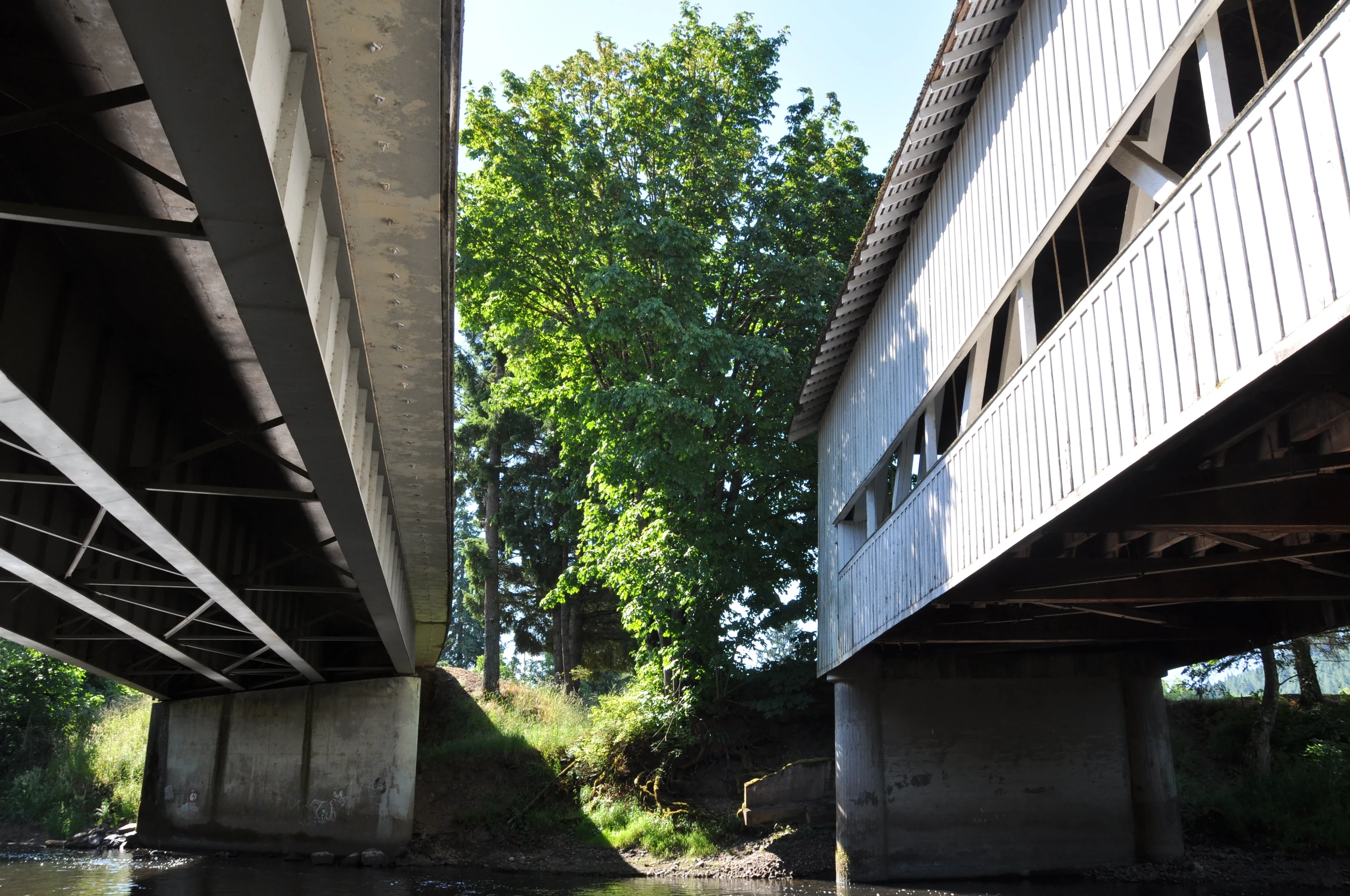 Crawfordsville Bridge — three-quarter view