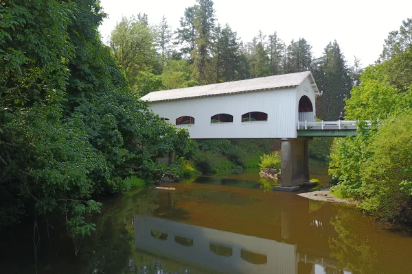 Rochester Bridge — aerial view