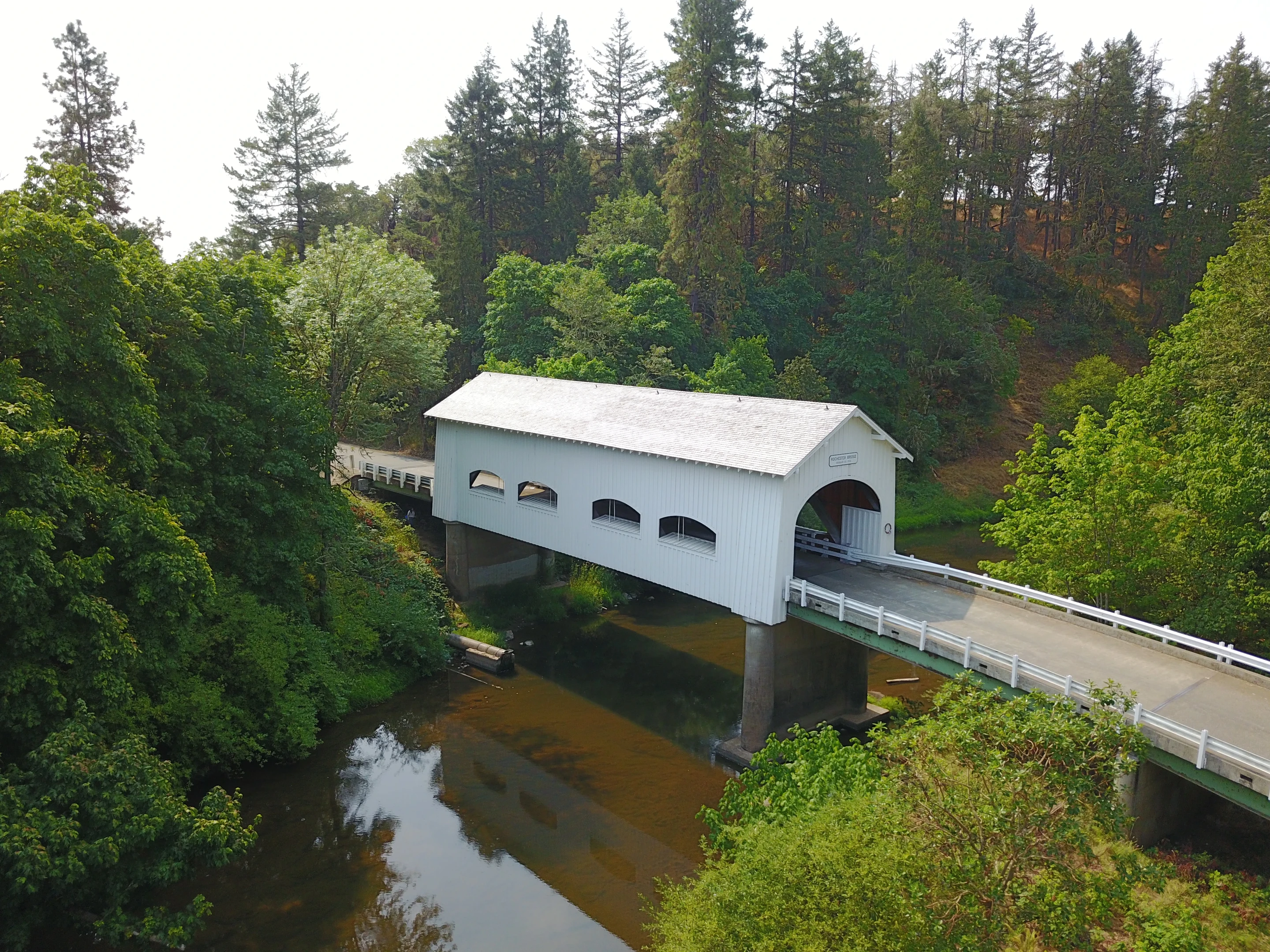 Rochester Bridge — aerial approach